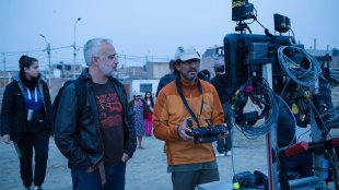 En las afueras de Lima durante el rodaje de LAS MEJORES FAMILIAS, película de Javier Fuentes Leon, Post Producida en ARACNE en España.